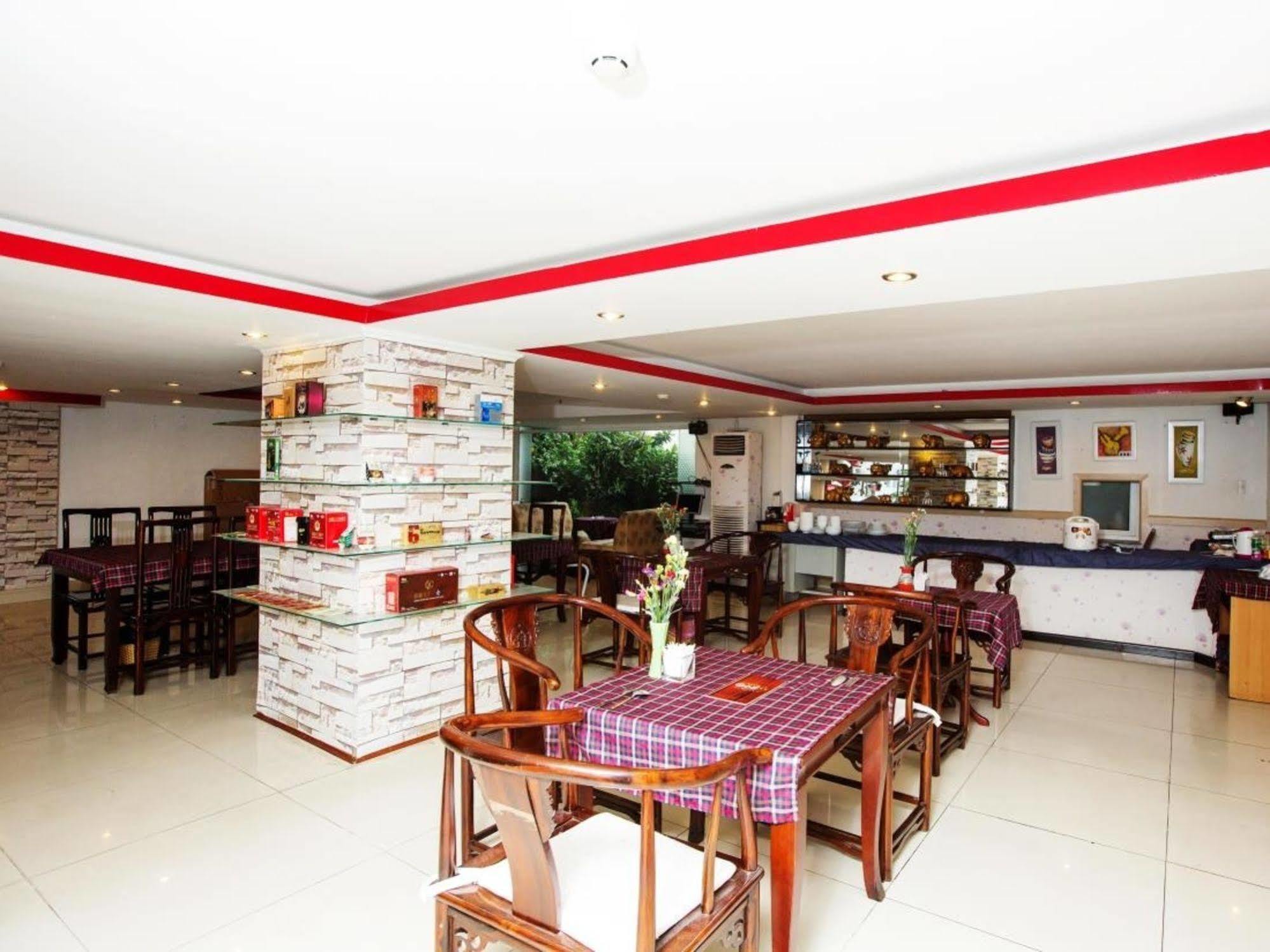 Golf Hotel مدينة هوشي منه المظهر الخارجي الصورة